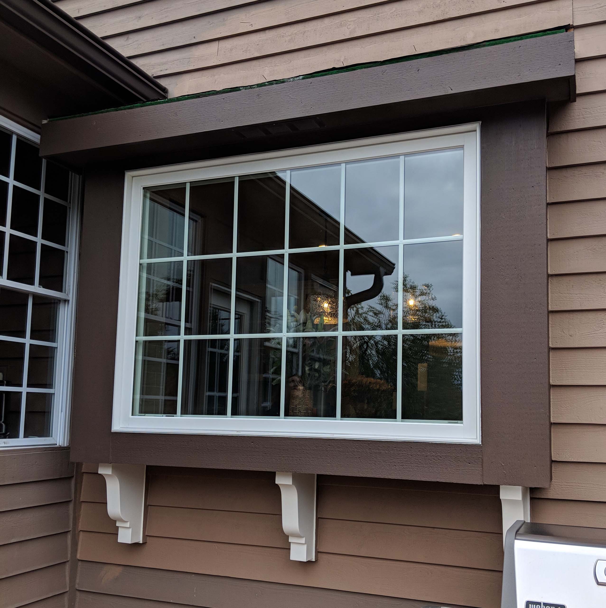 Residential box window with transparent glass